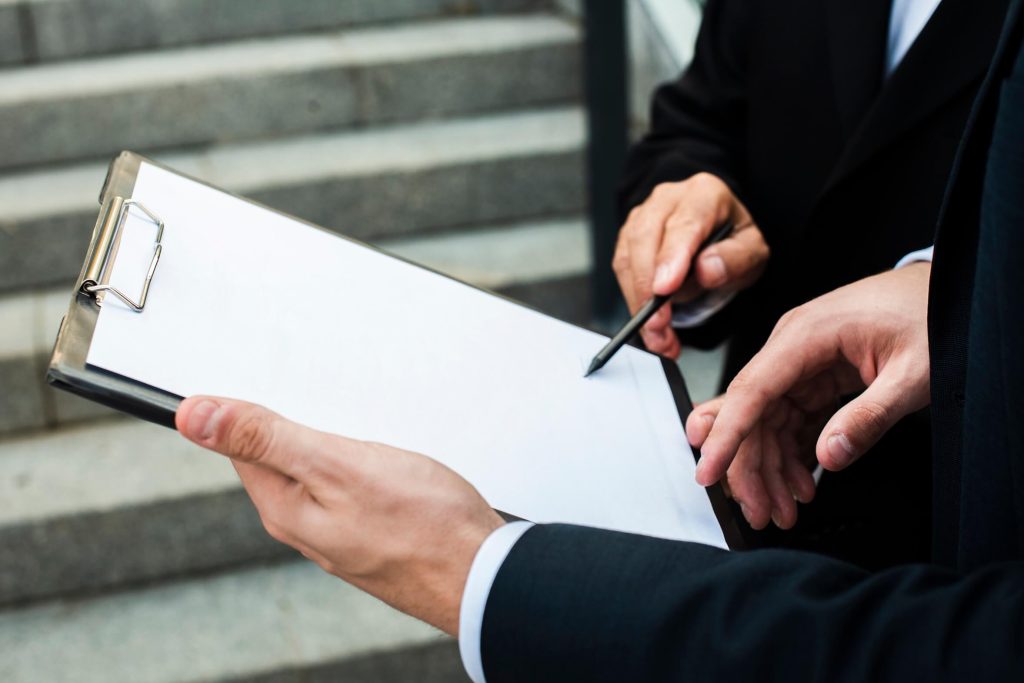 filing hawaii divorce documents with a court